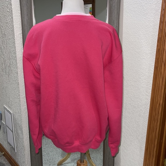 NWT  SIZE LARGE GRANDMA IS ANOTHER WORD FOR LOVE  sweatshirt - Picture 4 of 6